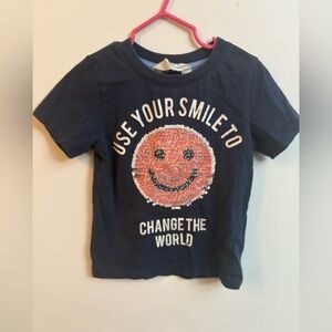 4/30$ H&M Navy Blue Tee with Sequin Smile 3-4 years